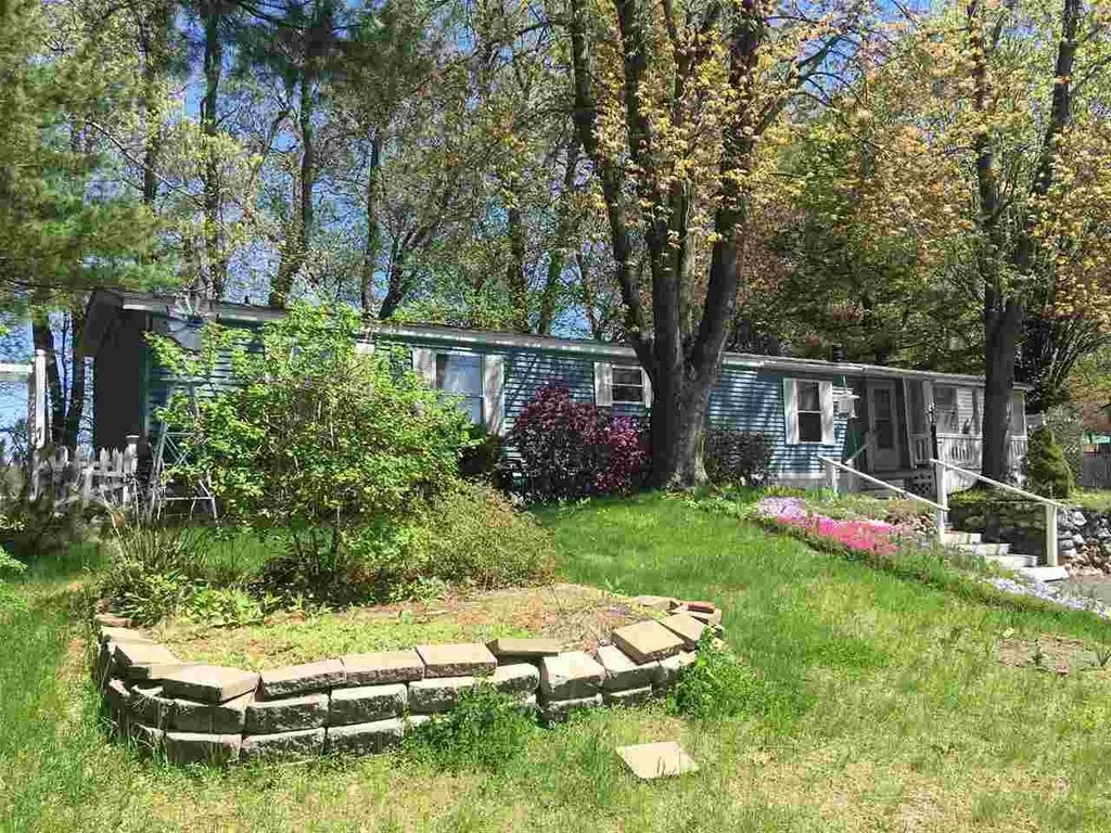 5 Earl Avenue Winchester NH 03470