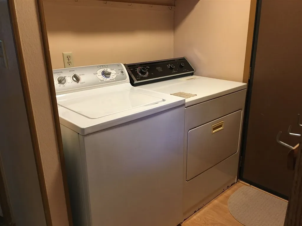 5 Earl Avenue Winchester NH 03470