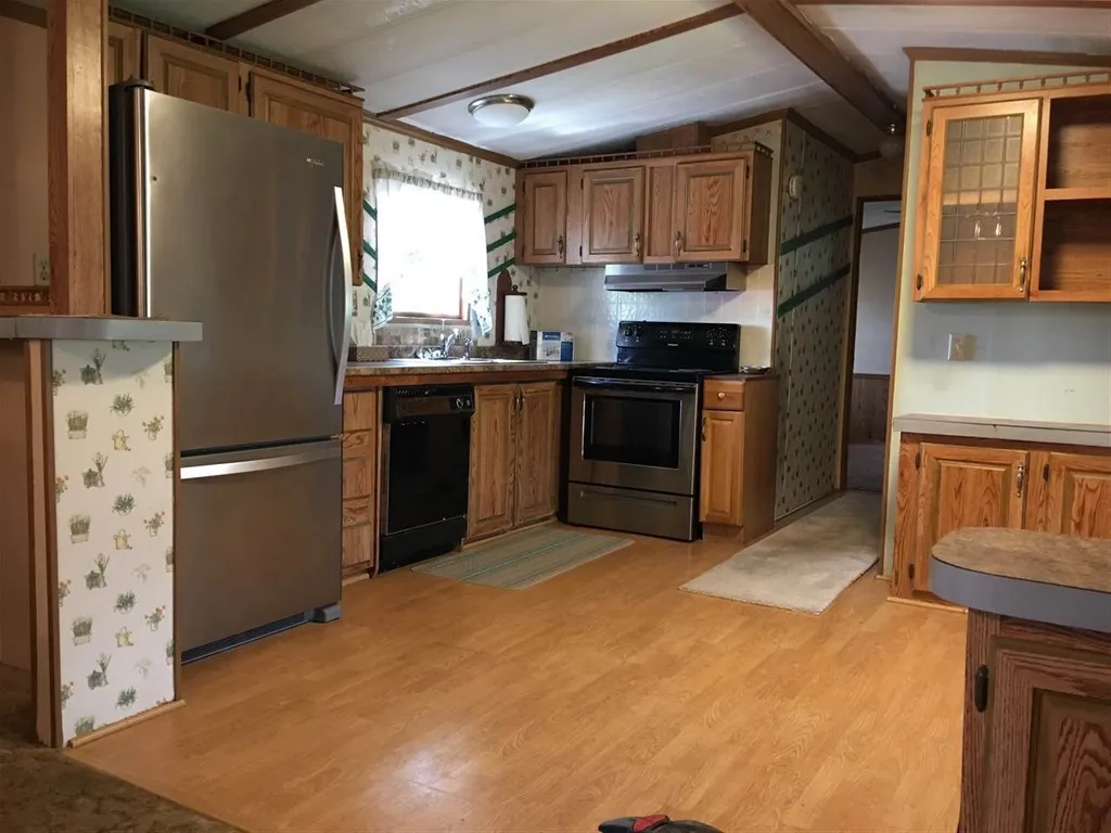 5 Earl Avenue Winchester NH 03470