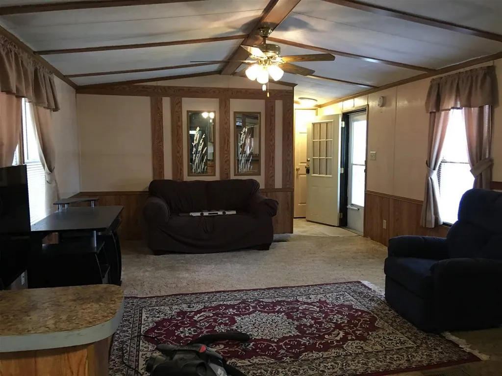 5 Earl Avenue Winchester NH 03470