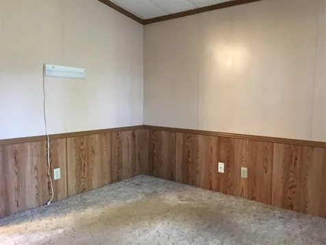 5 Earl Avenue Winchester NH 03470