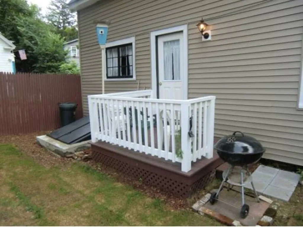 12 Elkins Street Franklin NH 03235