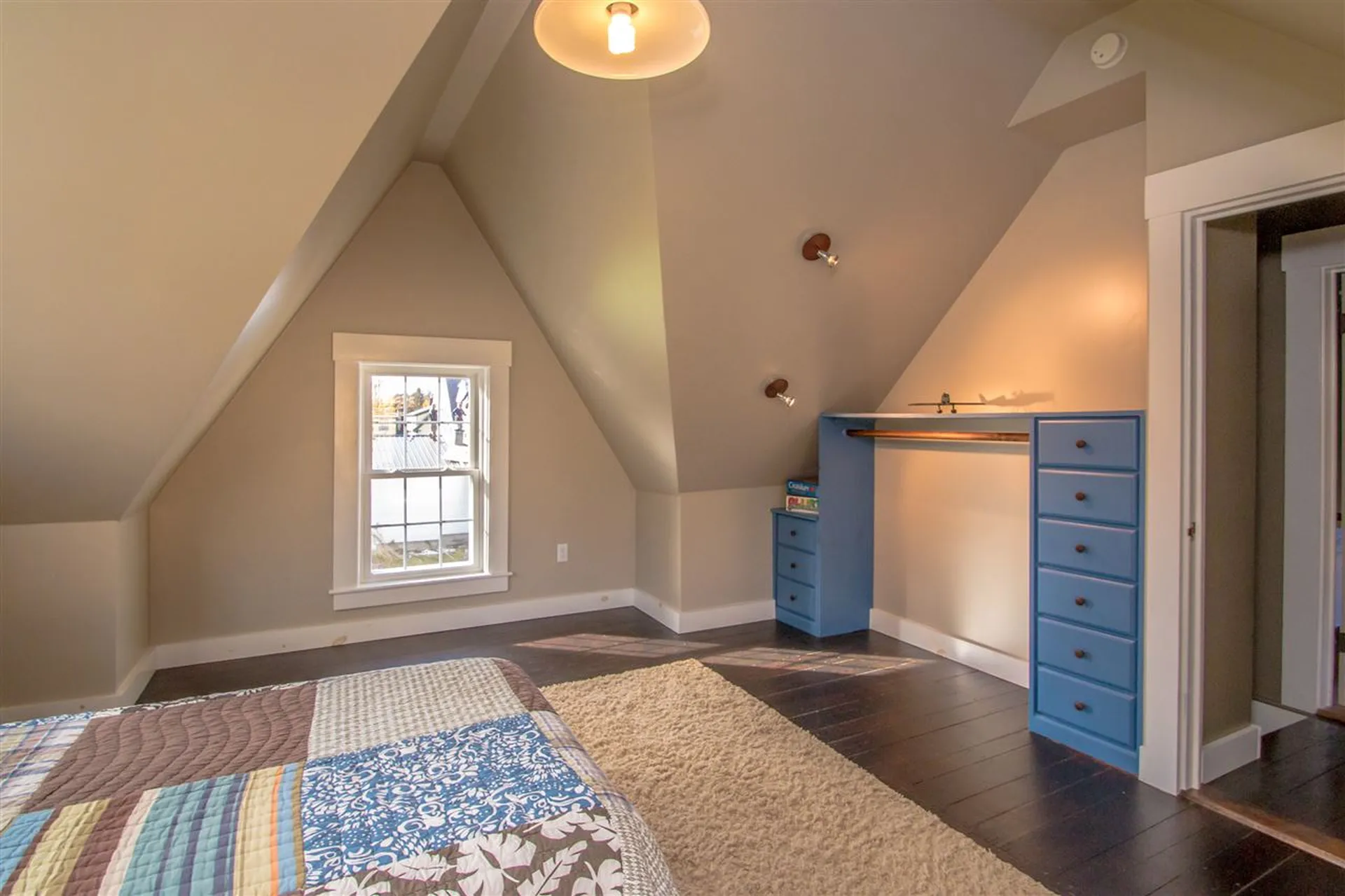 17 Pleasant Street Lancaster NH 03584