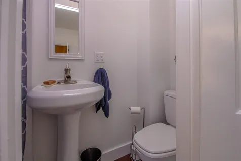 17 Pleasant Street Lancaster NH 03584