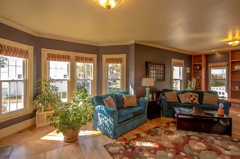 17 Pleasant Street Lancaster NH 03584