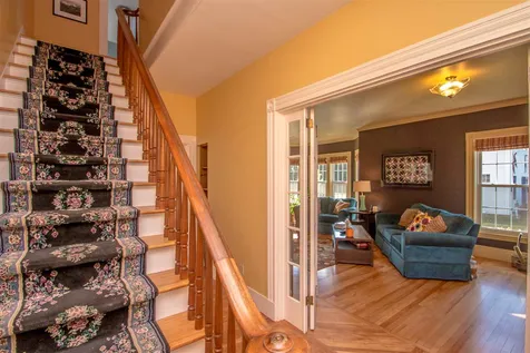 17 Pleasant Street Lancaster NH 03584