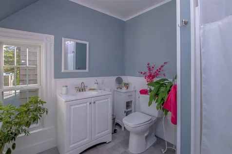 17 Pleasant Street Lancaster NH 03584