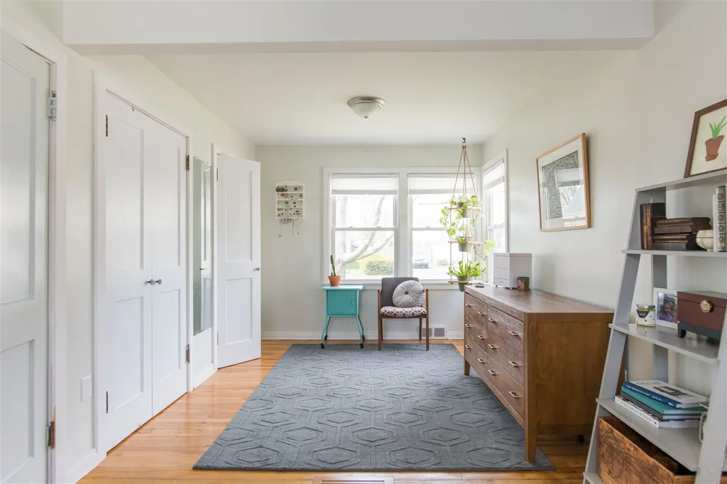 35 Cayuga Court Burlington VT 05408