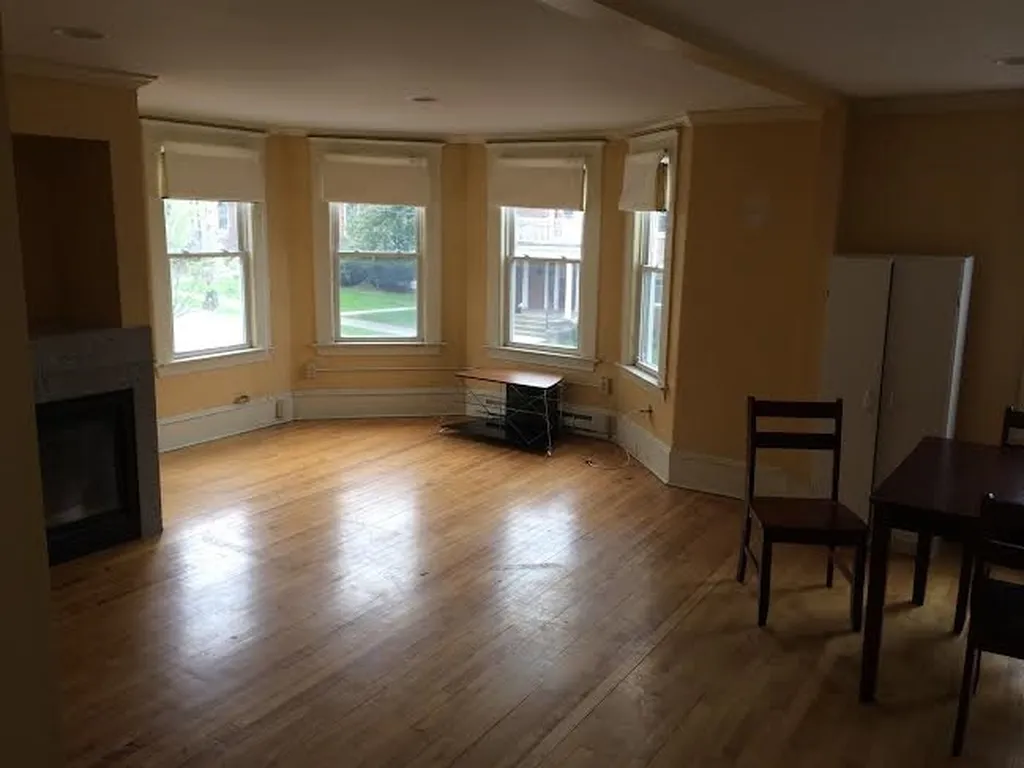 286 Pearl Street Burlington VT 05401
