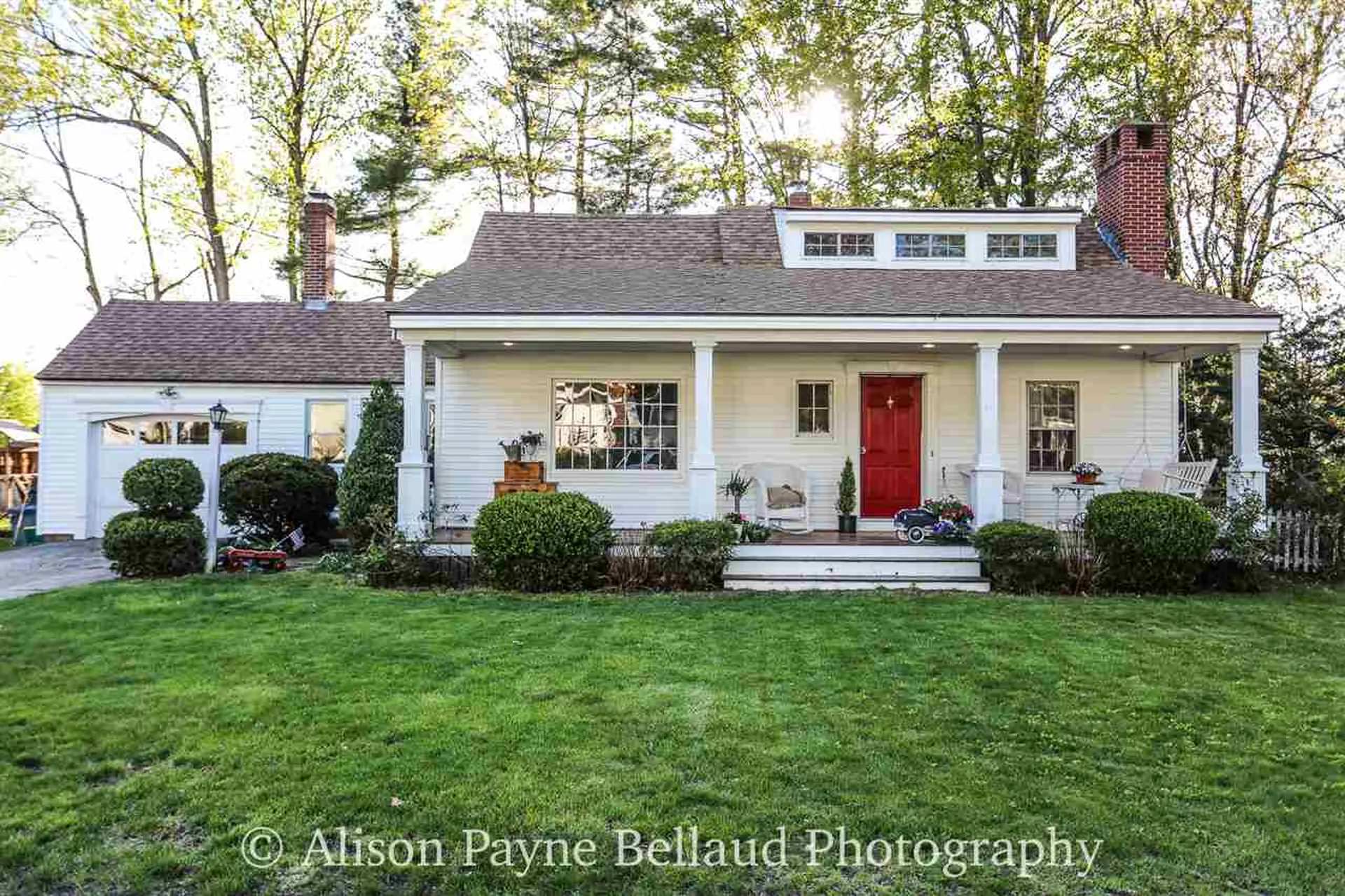 8 Meade Street Nashua NH 03064