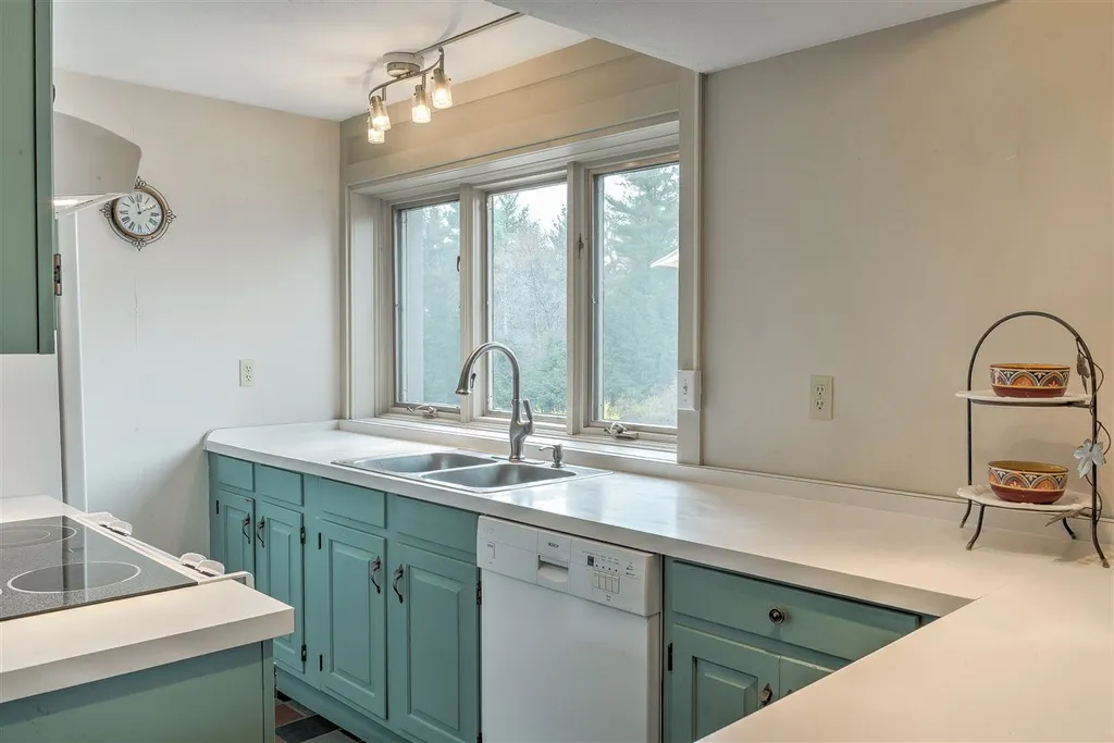 139 Pinnacle Springs Road Chesterfield NH 03443