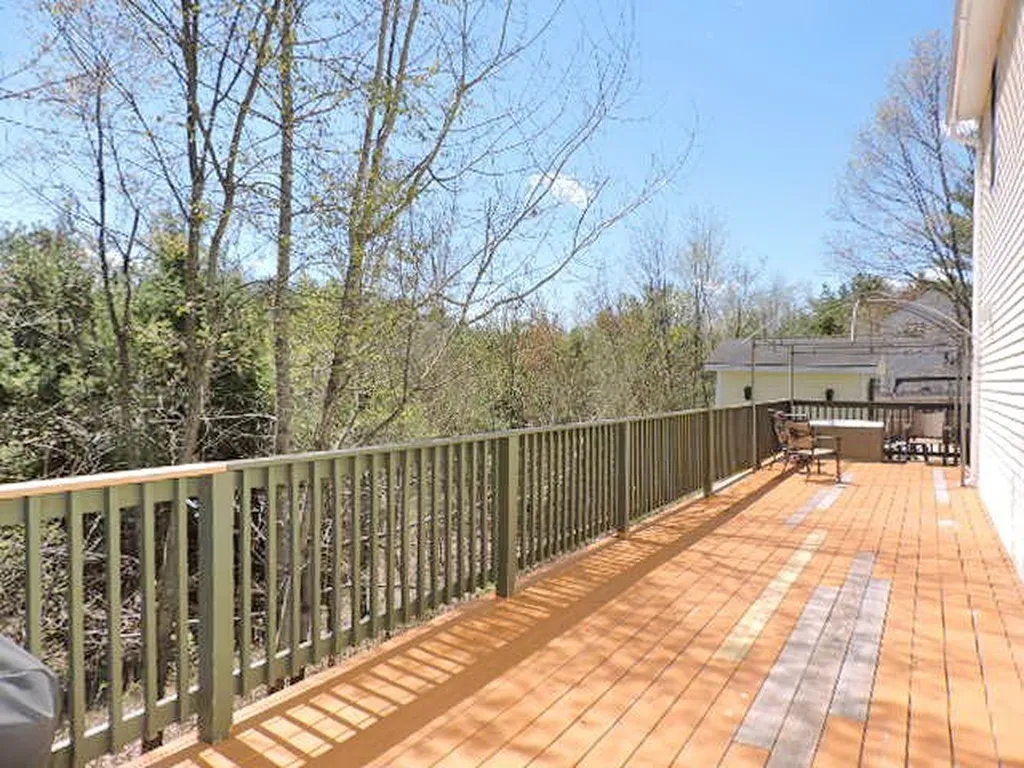 81 Gould Road Weare NH 03281