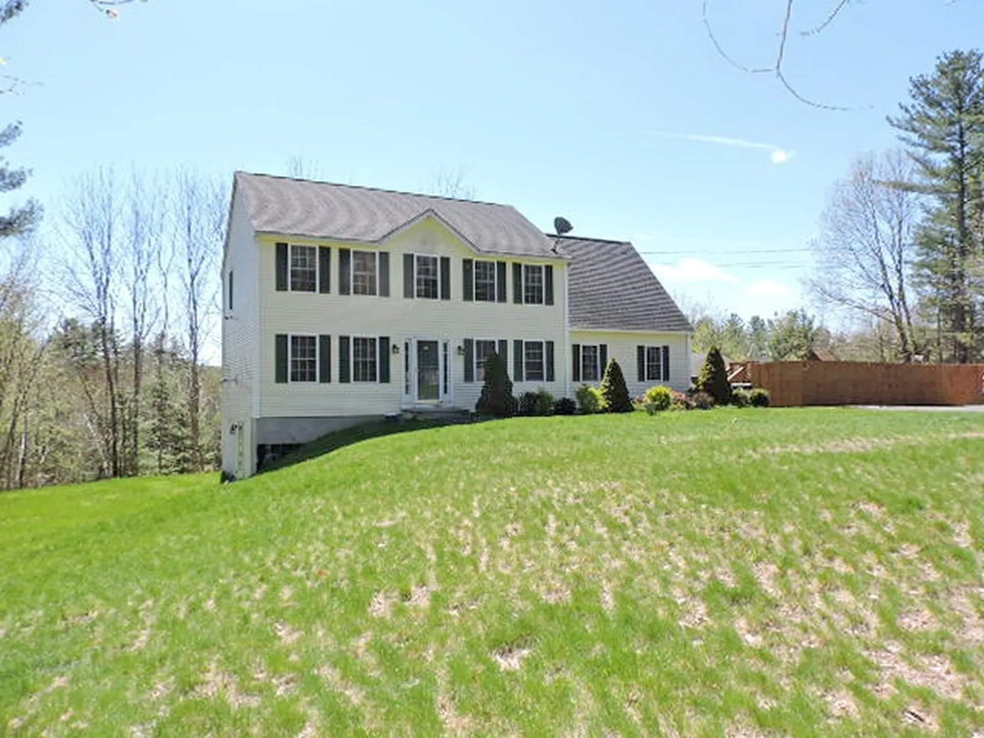 81 Gould Road Weare NH 03281
