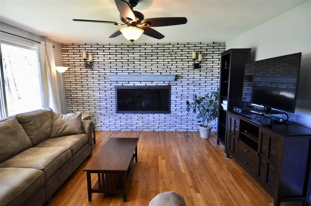 7 Pine Acres Road Allenstown NH 03275
