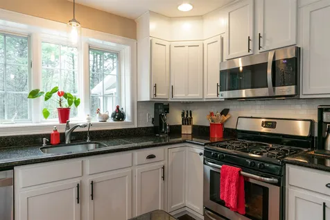 4 Pheasant Lane Portsmouth NH 03801