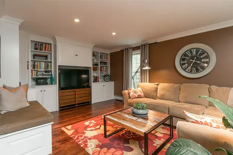 4 Pheasant Lane Portsmouth NH 03801
