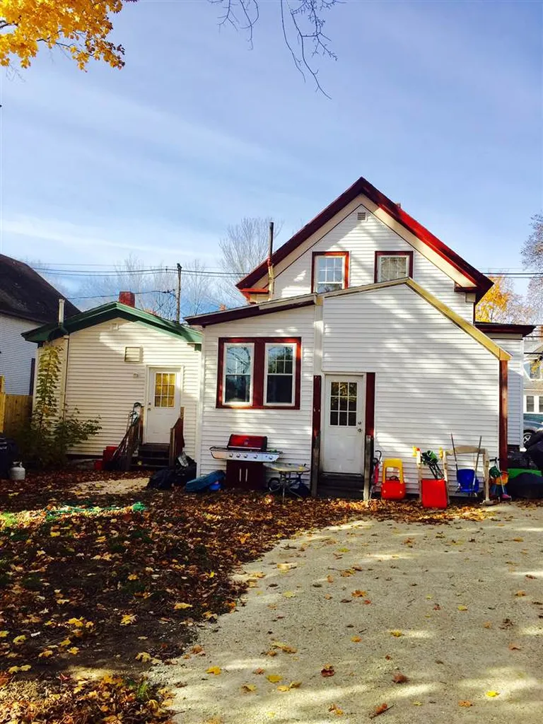 377 Portland Street Rochester NH 03867