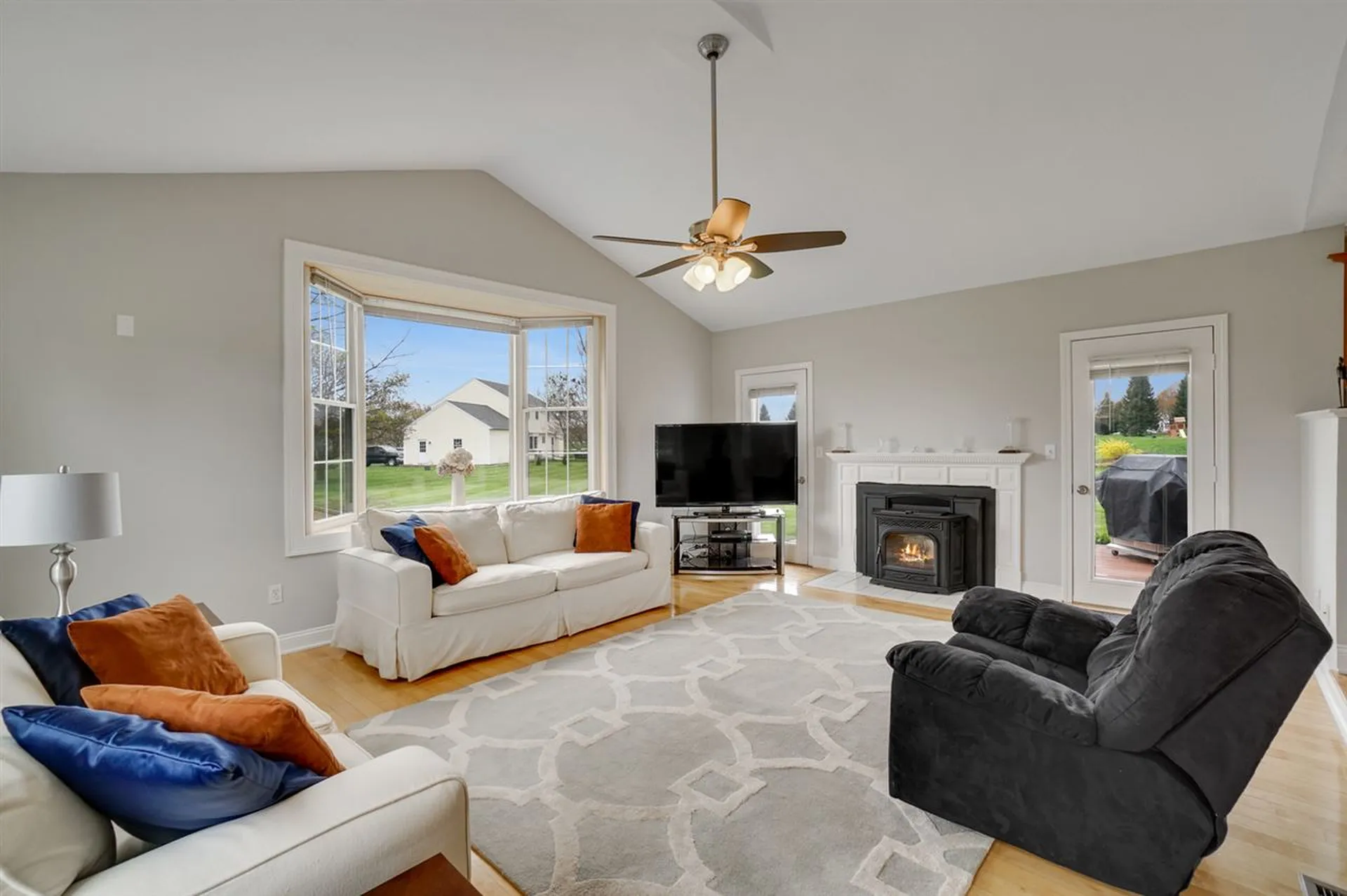 70 Naticook Avenue Litchfield NH 03052