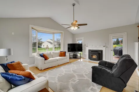 70 Naticook Avenue Litchfield NH 03052