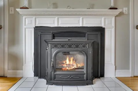 70 Naticook Avenue Litchfield NH 03052