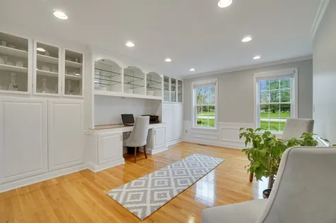 70 Naticook Avenue Litchfield NH 03052