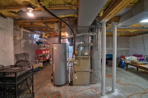 70 Naticook Avenue Litchfield NH 03052