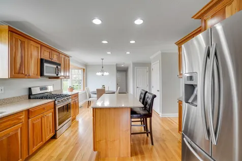 70 Naticook Avenue Litchfield NH 03052