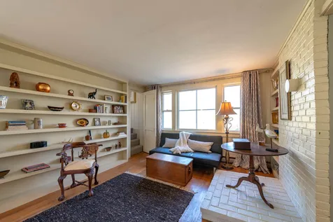 23 Pleasant Street Wolfeboro NH 03894