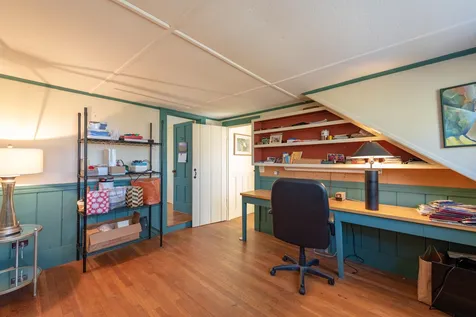23 Pleasant Street Wolfeboro NH 03894
