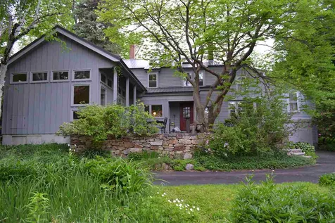 23 Pleasant Street Wolfeboro NH 03894