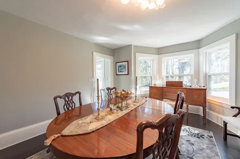 23 Pleasant Street Wolfeboro NH 03894