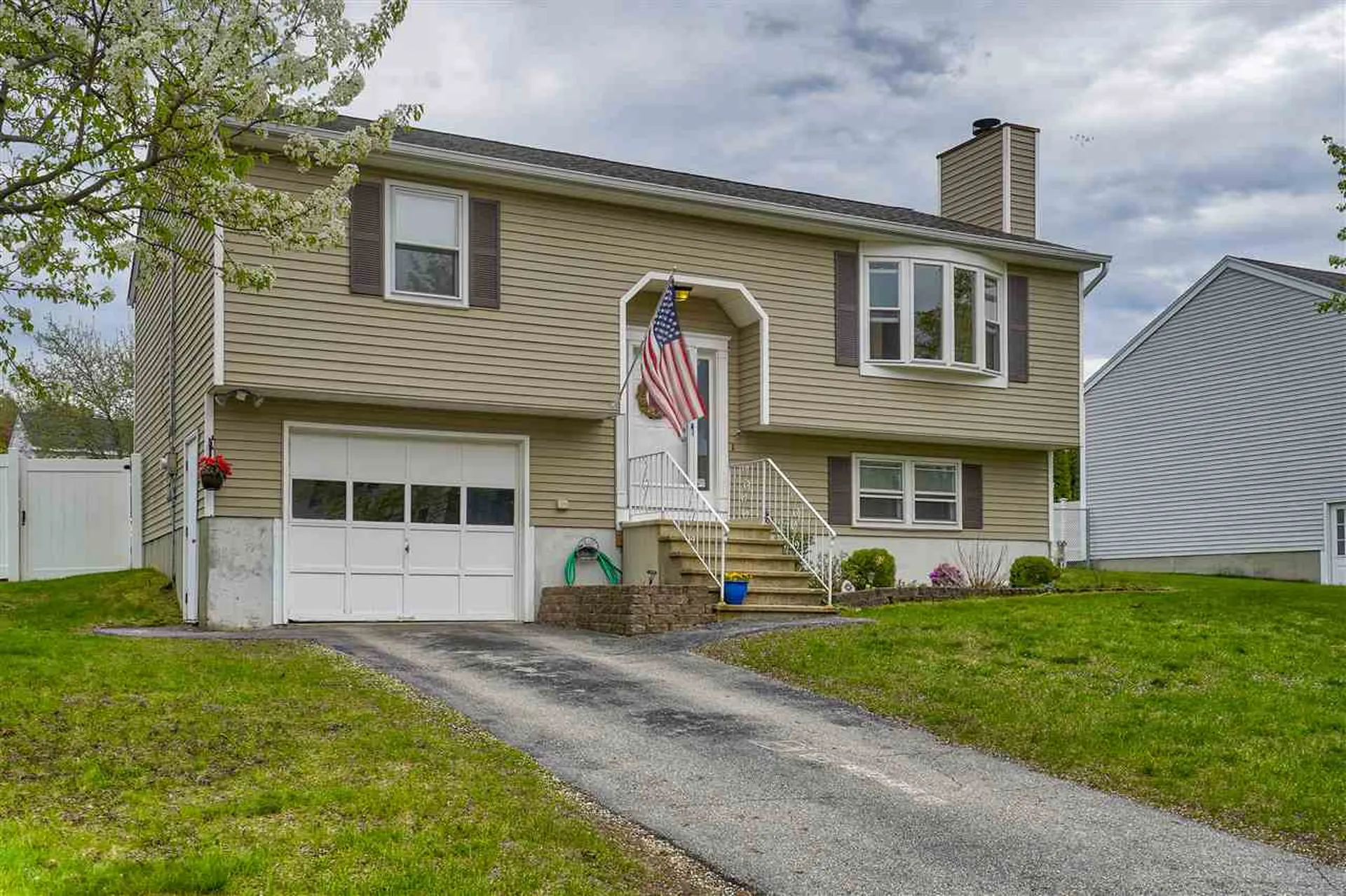 84 Pullman Street Manchester NH 03103