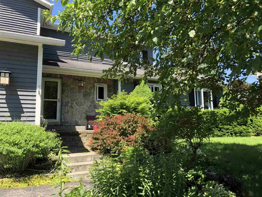 18 Rockland Street Burlington VT 05408