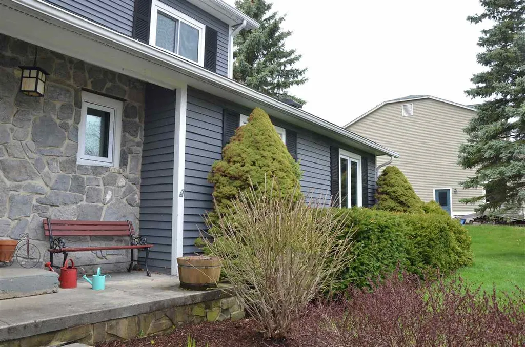 18 Rockland Street Burlington VT 05408
