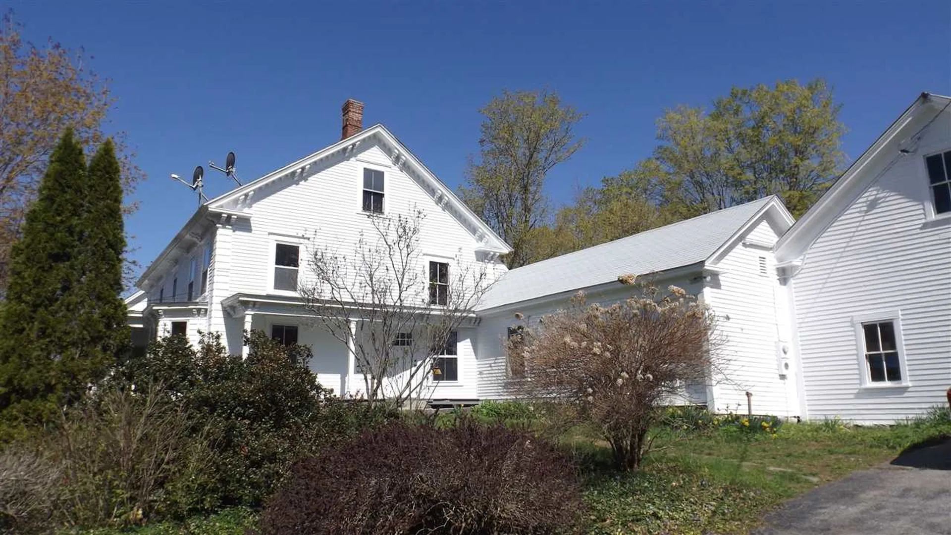 69 Concord Stage Road Weare NH 03281