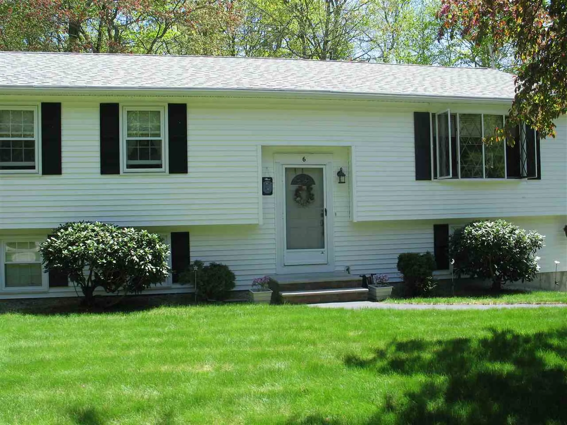 6 Woodland Drive Kingston NH 03848
