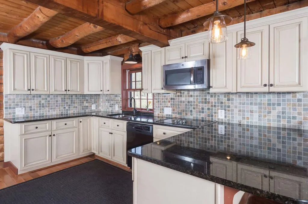 85 Guinea Road Berwick ME 03901