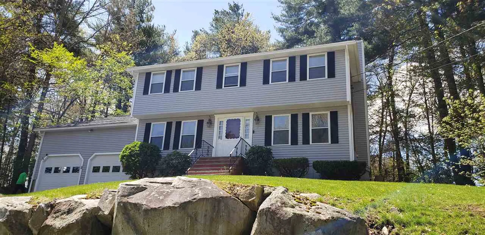 7 Holbrook Drive Nashua NH 03062