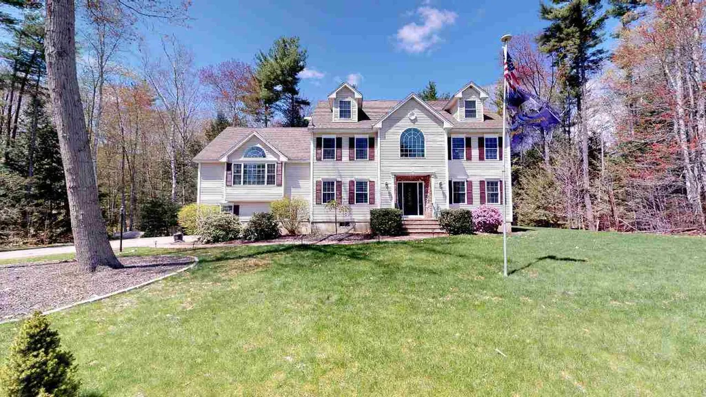 112 Mcintosh Road Danville NH 03819