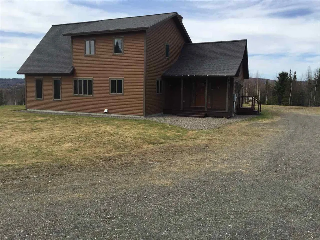 171 Bungy Road Colebrook NH 03576