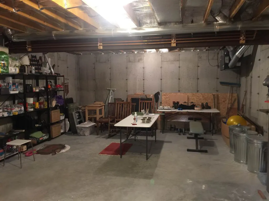171 Bungy Road Colebrook NH 03576