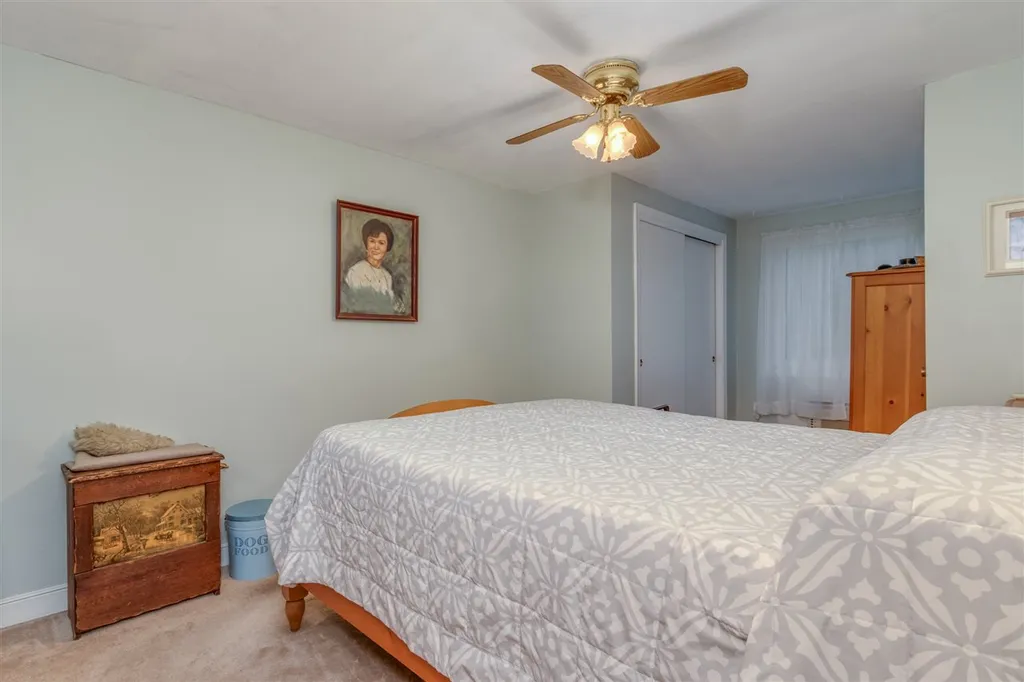 73 Old Nashua Road Londonderry NH 03053