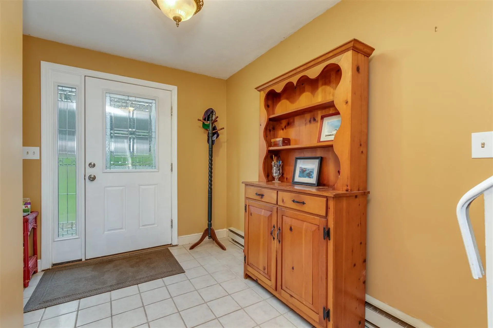 73 Old Nashua Road Londonderry NH 03053