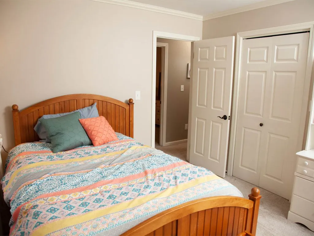 47 Logwood Circle Essex VT 05452