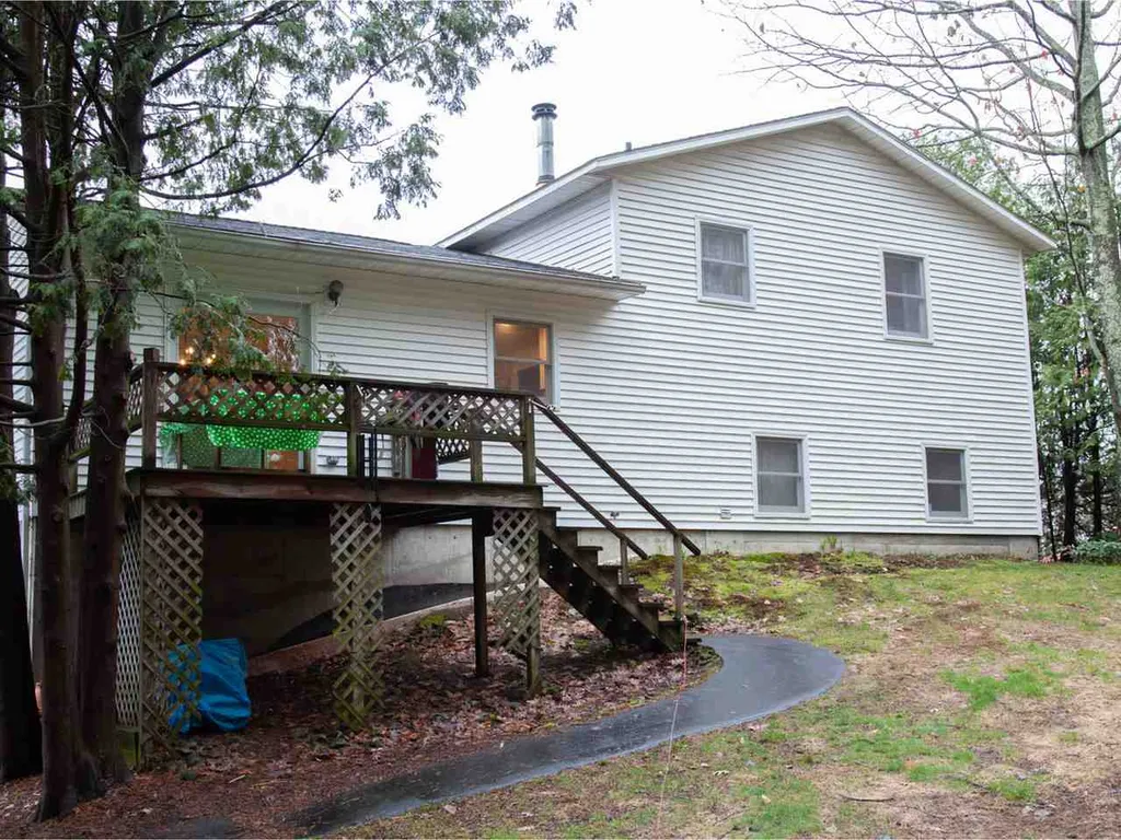 47 Logwood Circle Essex VT 05452