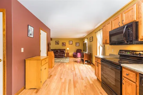 109 S Village Road Loudon NH 03307