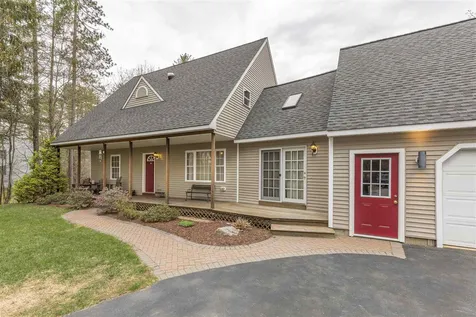 109 S Village Road Loudon NH 03307