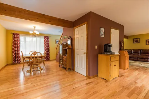 109 S Village Road Loudon NH 03307