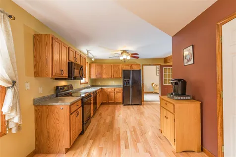 109 S Village Road Loudon NH 03307