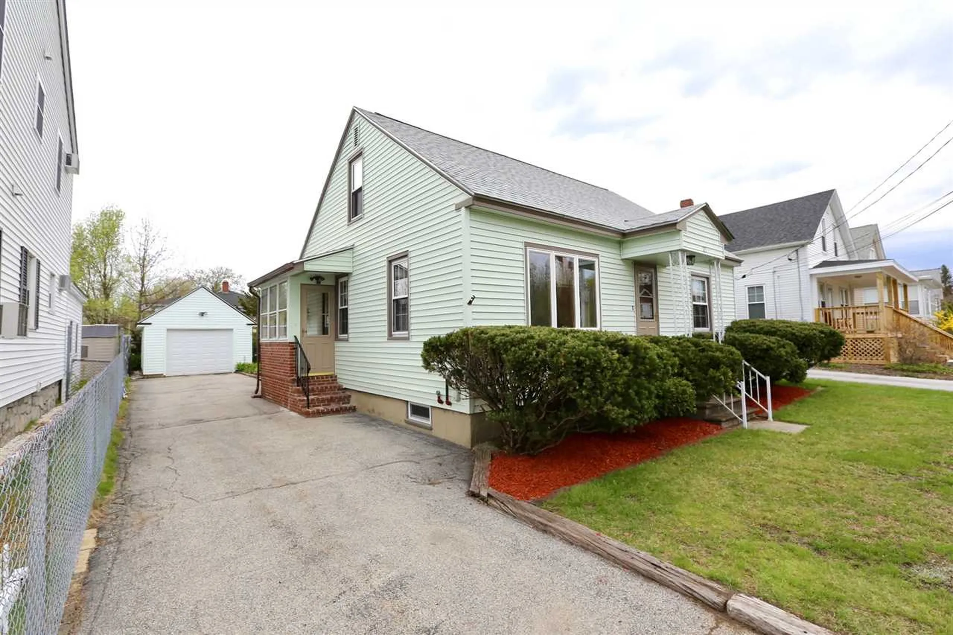125 Essex Street Manchester NH 03102